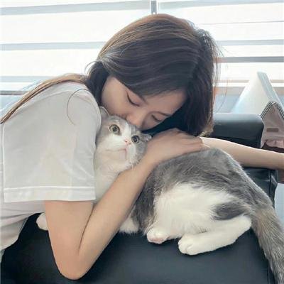 俏寡妇